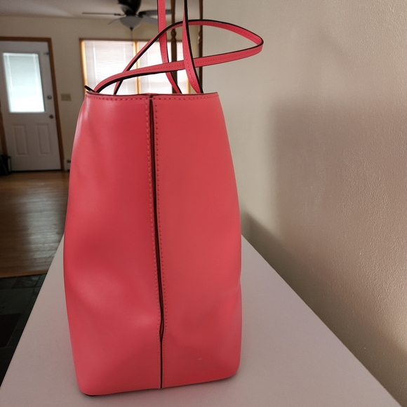 🔥SALE🔥Beautiful ♠️ Kate Spade Tote - Picture 7 of 14